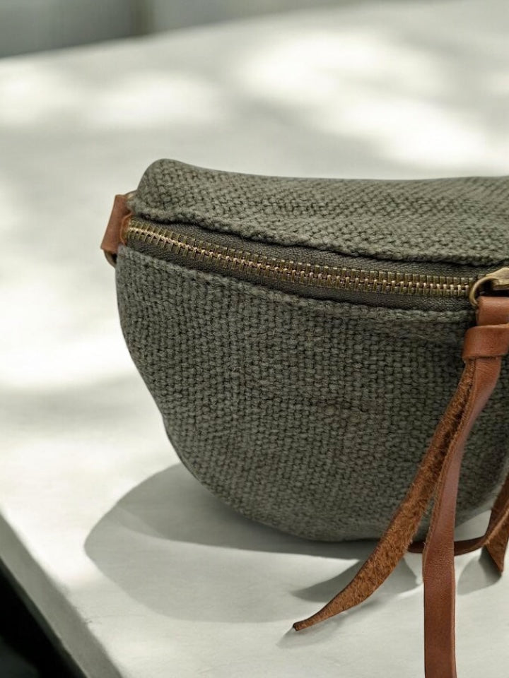 Nouveautés - Sac banane en jute vert kaki 1 poche doubles curseurs