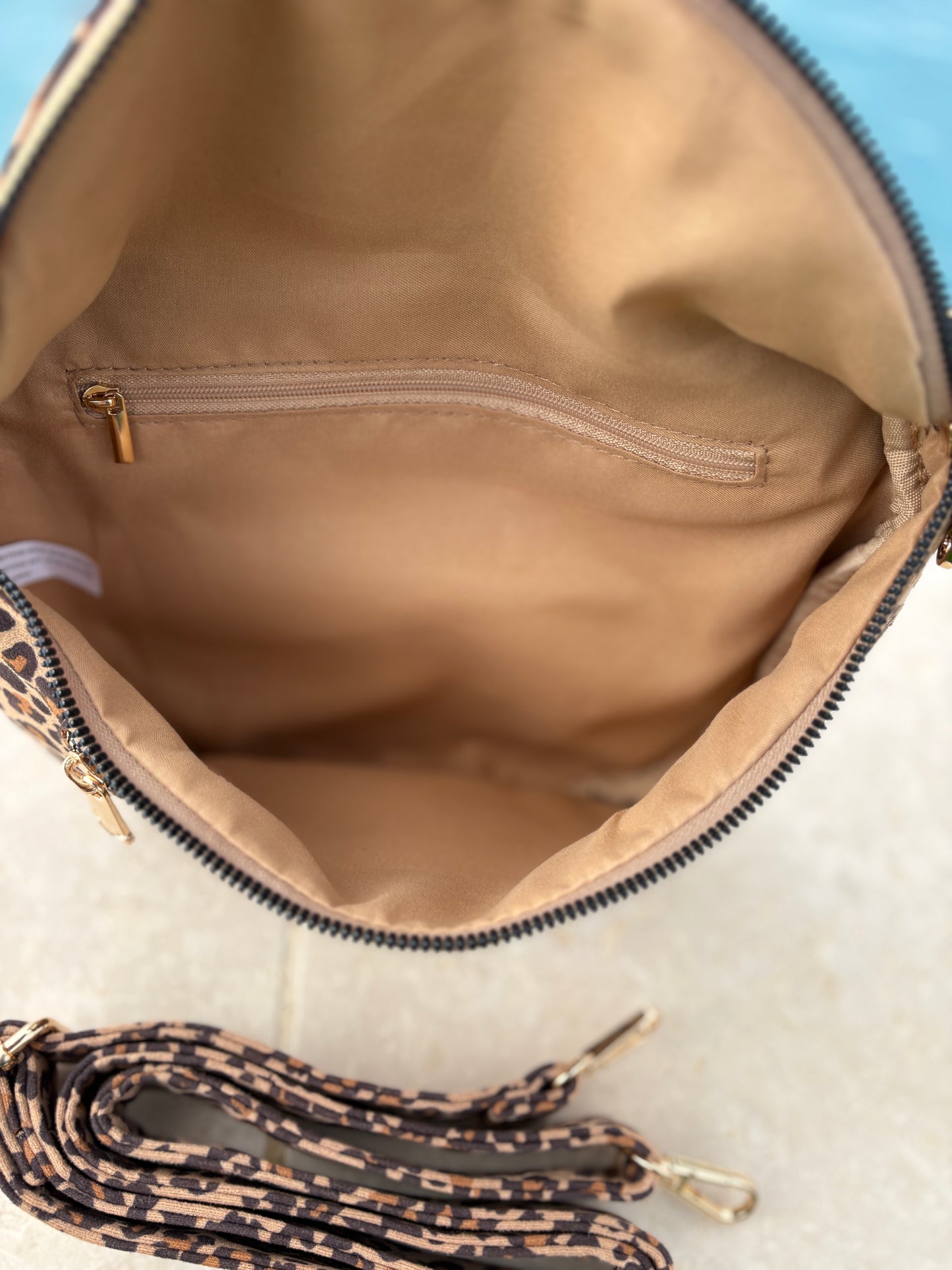 Sac banane tissu doux léopard beige clair 2 poches