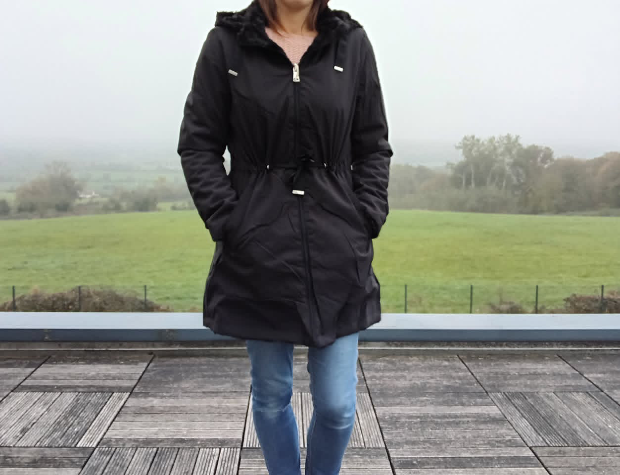 New Lolo - Manteau long NOIR zip uni réversible, imperméable et complètement fourré resserrable à la taille