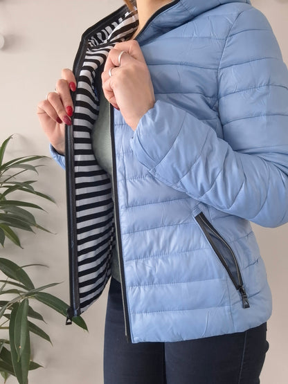 Attrait Paris - Manteau doudoune imperméable et matelassé bleu clair avec capuche