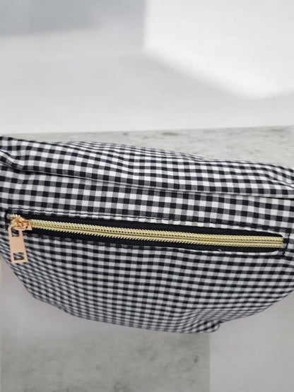 Sac banane en coton motif vichy noir et blanc avec cœur rouge