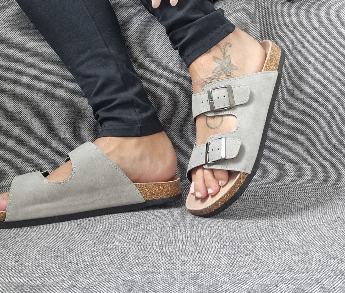 Chaussures sandales intérieur cuir gris style Birkenstock