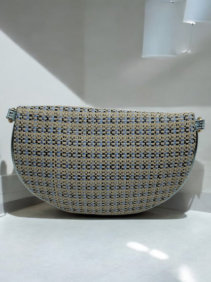 Sac banane en tissu à motif texturé de couleurs noir, bleu et beige sangle fantaisie