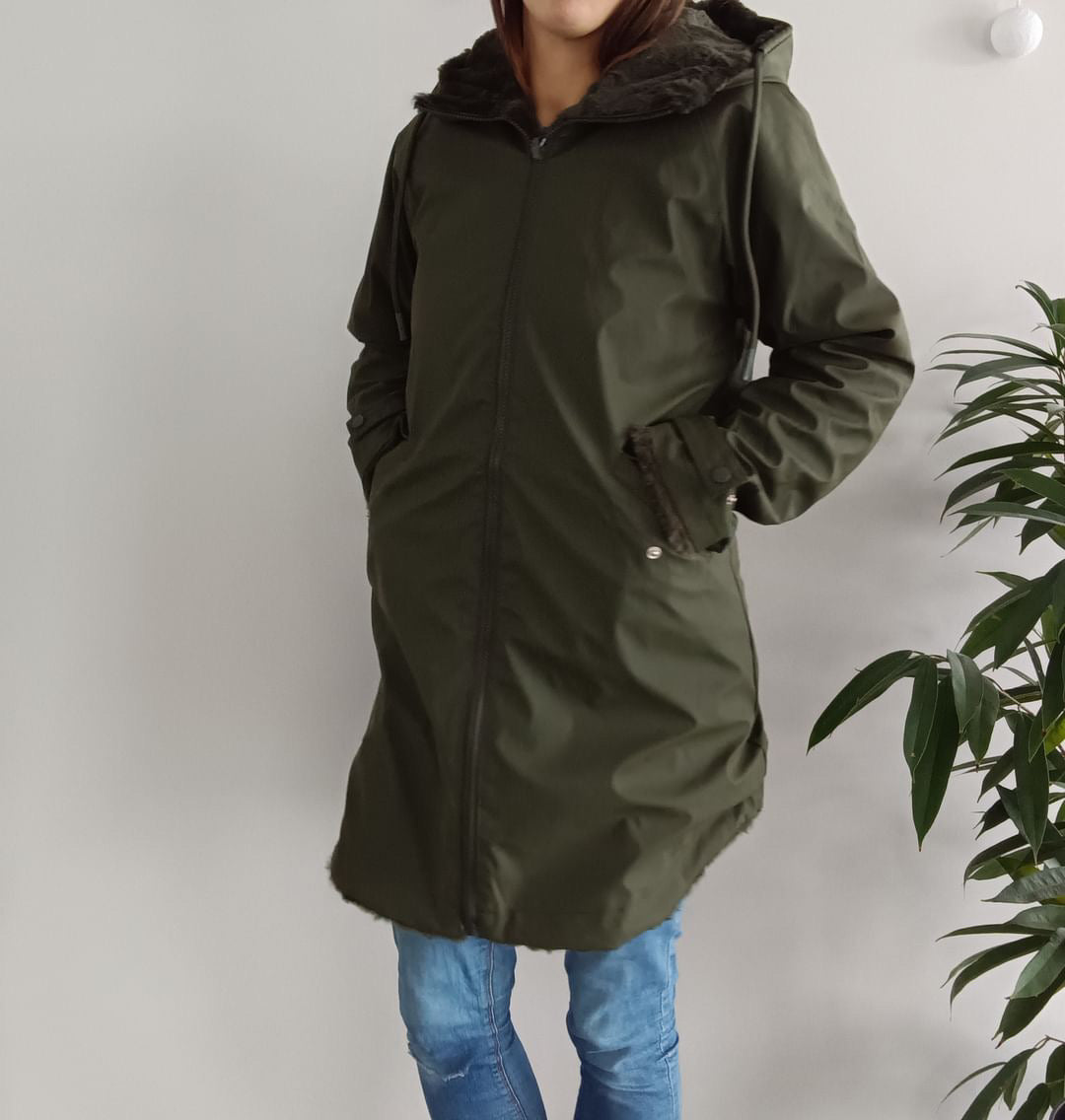 Melya Melody - Manteau long mi cuisses type ciré imperméable fourré réversible kaki