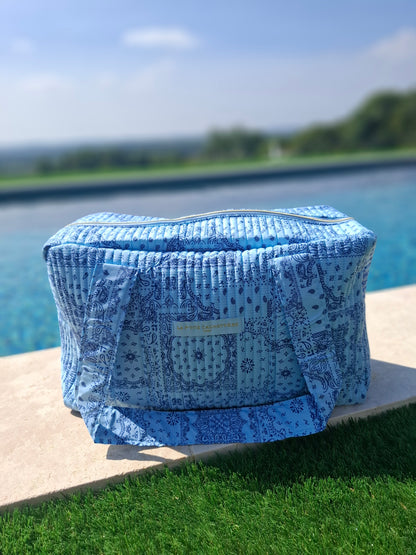 Sac week-end polochon en coton matelassé bleu design paisley bleu marine