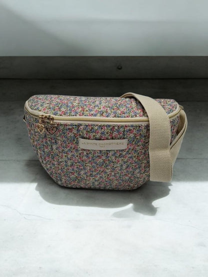 Sac banane en coton liberty fleuri rose pastel « La Ptite cachottière »