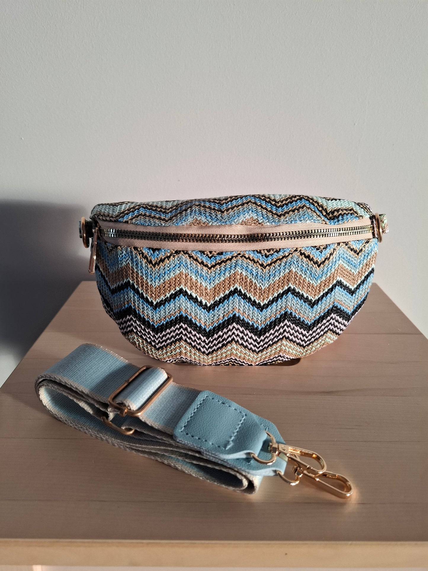 Sac banane en tissu à motif zigzag multicolore