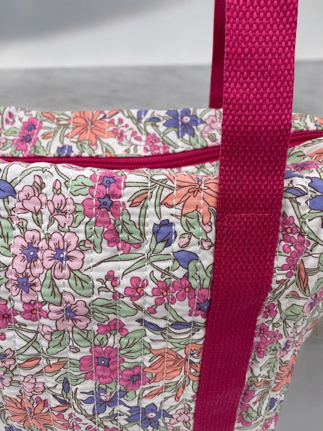 Sac week end voyage coton matelassé liberty rose fuschia