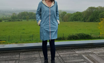 Laura Jo - Imperméable réversible long sans garnissage ouate couleur bleu ciel/doré