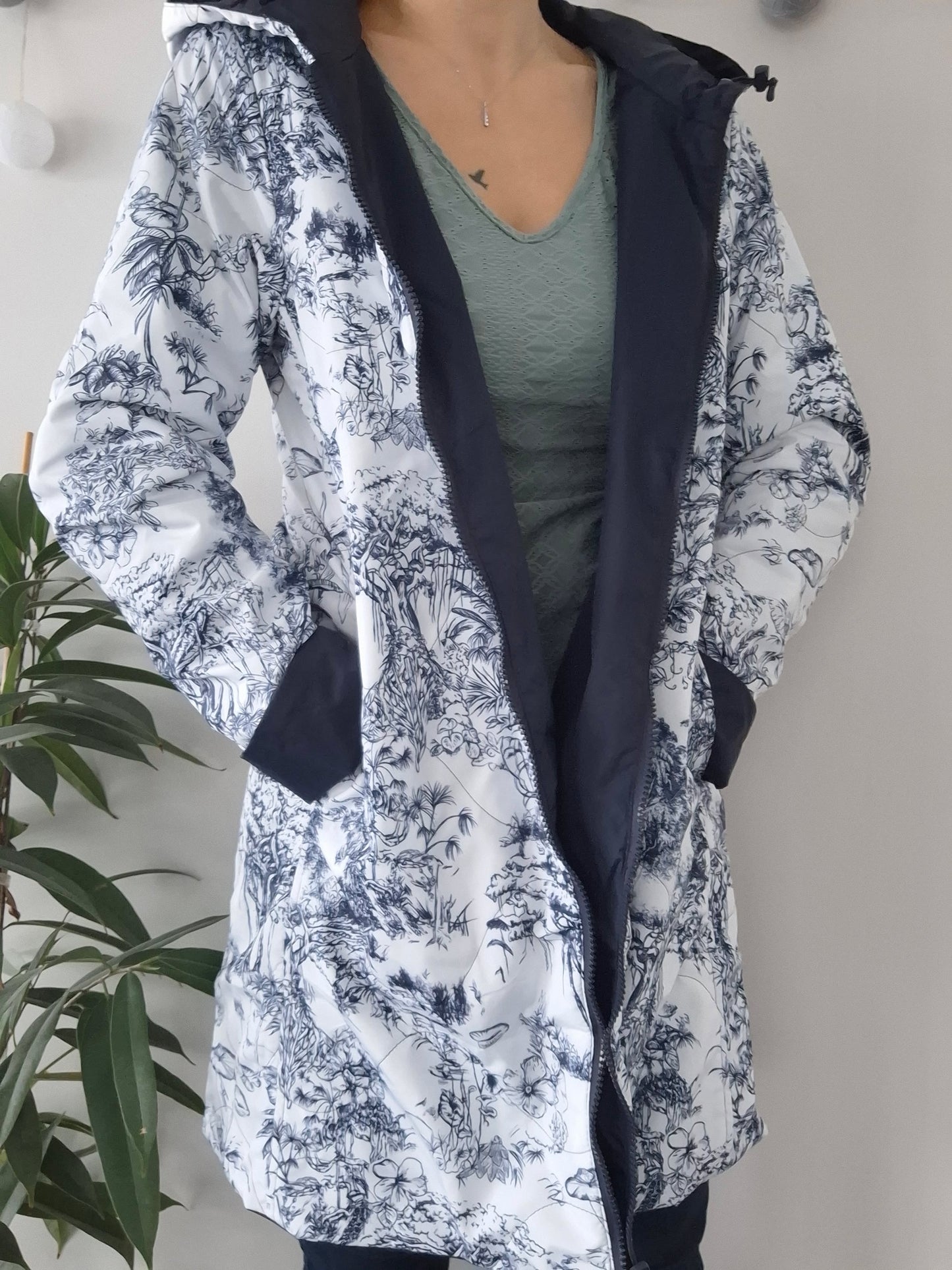 Laura Jo - Imperméable bleu marine réversible motif jungle long mi-saison garnissage ouate