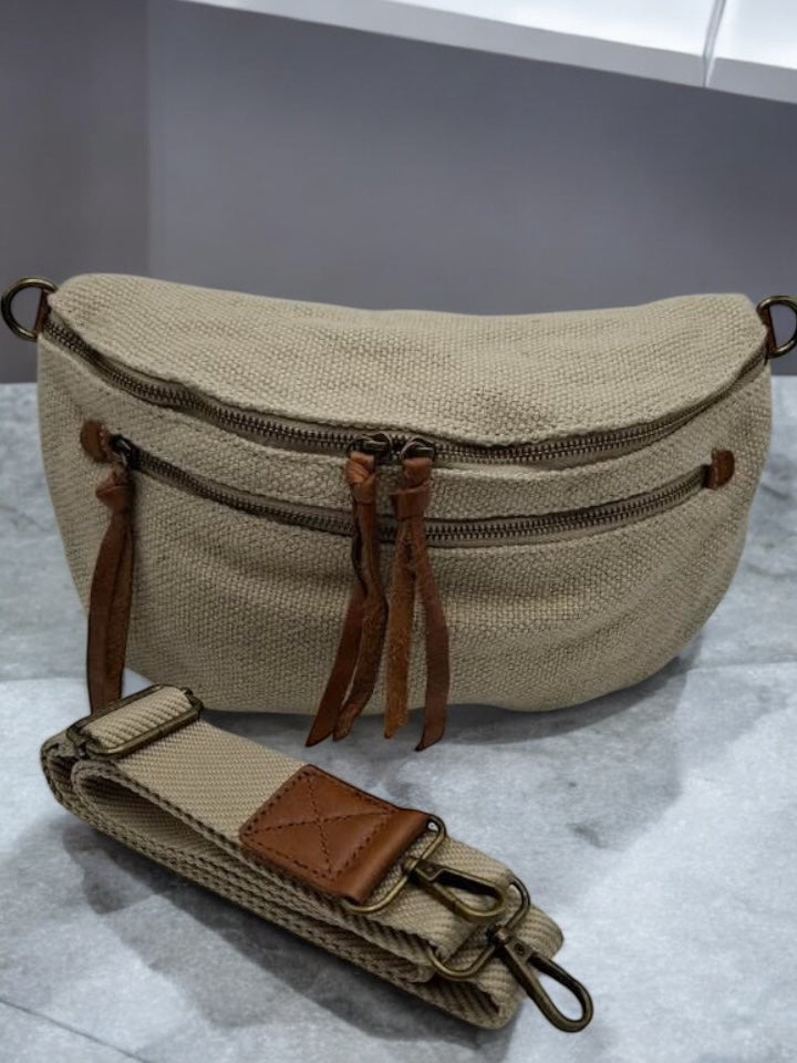 Nouveautés - Sac banane en jute beige 2 poches doubles curseurs