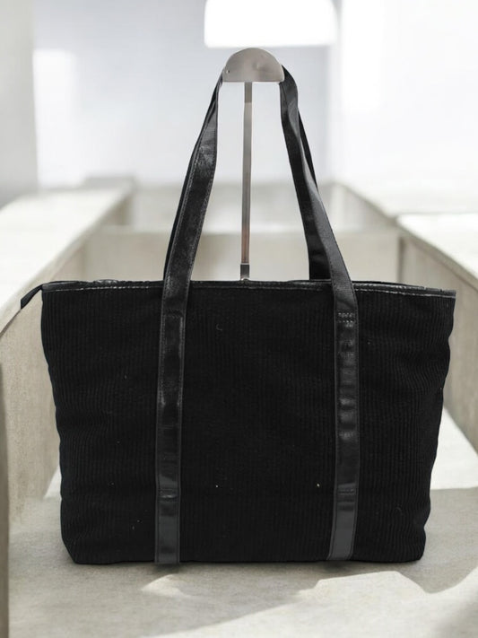 Sac à main style cabas porté main en tissu velours cotelé noir avec anses et bandes noires