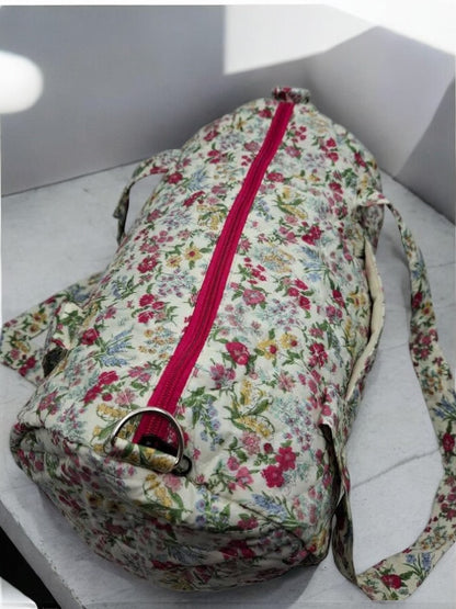 Nouveautés - Sac polochon en coton matelassé motifs à fleurs fuschia