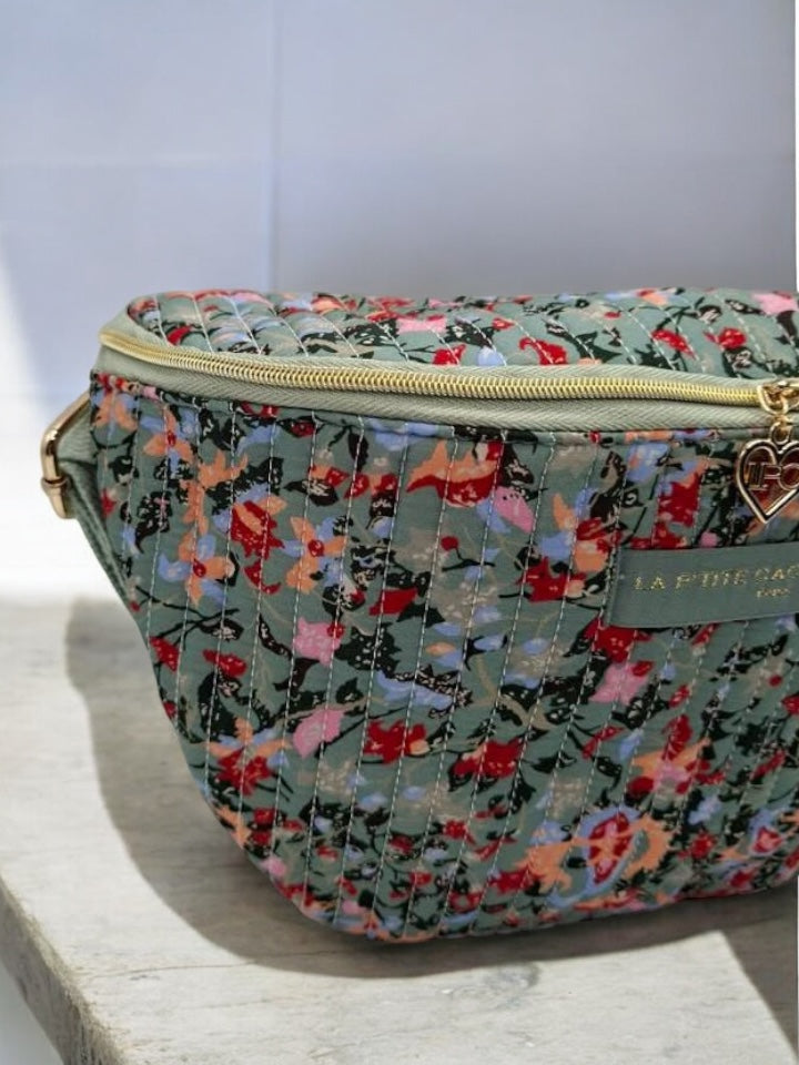 Nouveautés - Sac banane en coton liberty fleuri vert d’eau « La Ptite cachottière »