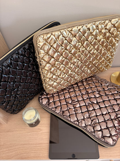 Pochette housse d’ordinateur 14’ matelassé motif relief couleur Noire