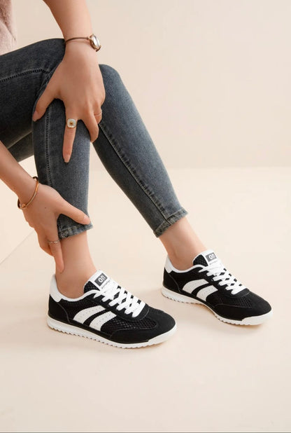 Baskets femme tendance légères et confortables style casual couleur Noir