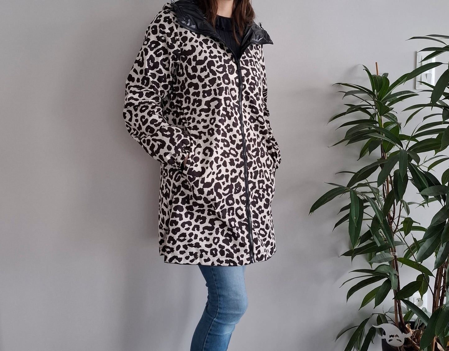 Attrait Paris - Manteau long sans ouate imperméable noir réversible avec motif léopard avec capuche