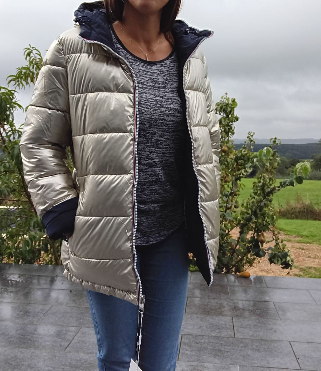 Melya Melody - Manteau court réversible et imperméable matelassé bleu marine/doré