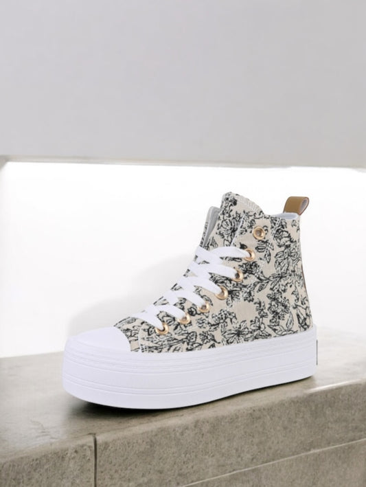 Chaussures baskets hautes en tissu toile beige toile de jouy noire semelles compensées