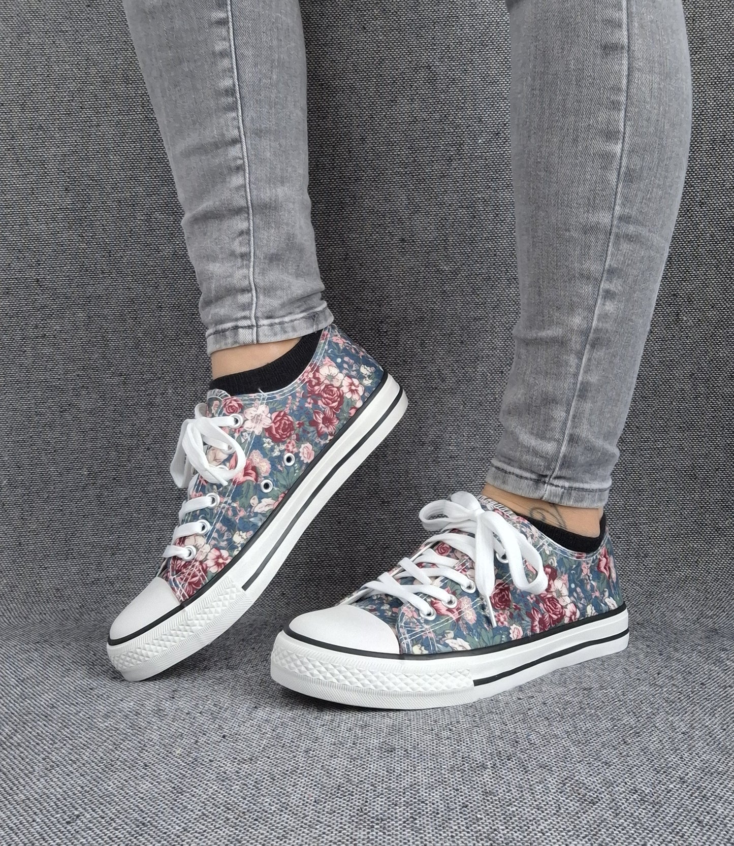 Baskets basses toile liberty fleuri style converse