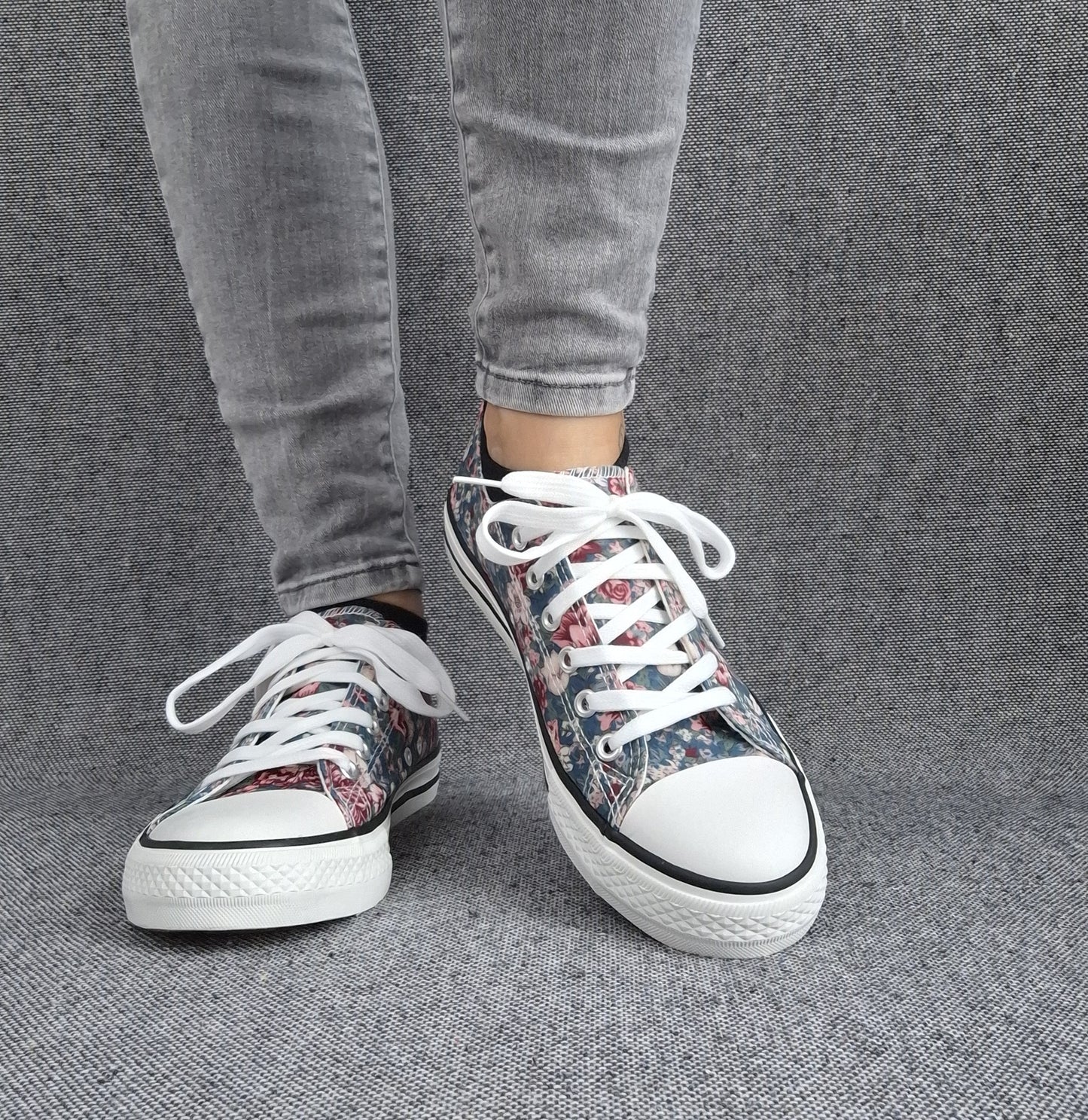 Baskets basses toile liberty fleuri style converse