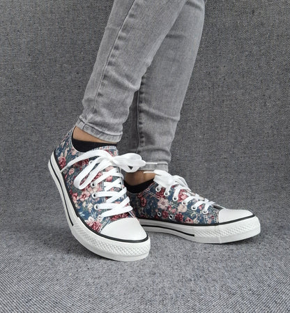 Baskets basses toile liberty fleuri style converse