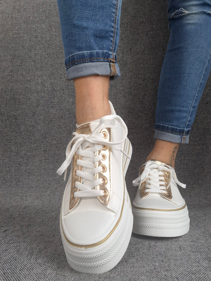 Chaussures baskets basses semelle compensée simili blanc style converse