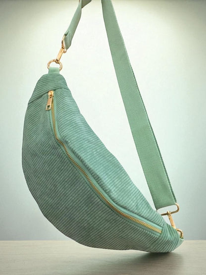 Sac banane velours cotelé vert d’eau
