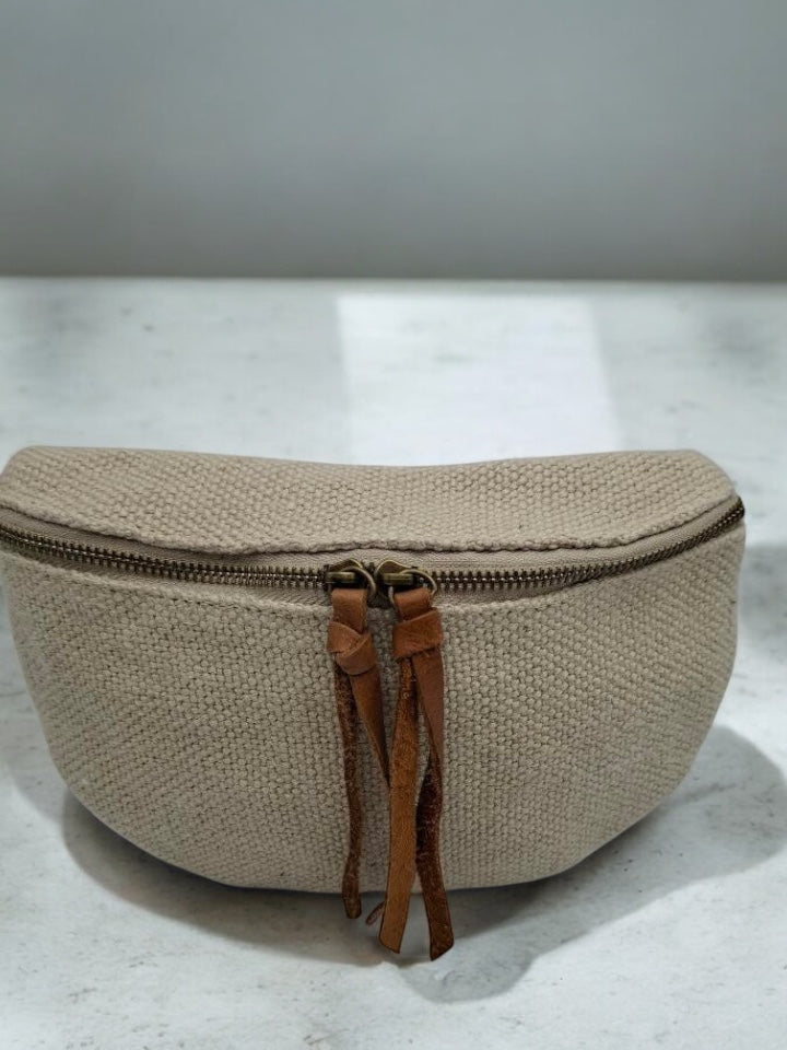 Nouveutés - Sac banane en jute beige 1 poche doubles curseurs