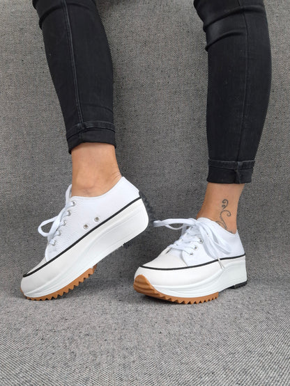 Chaussures baskets basses plate-forme tissu toile blanc