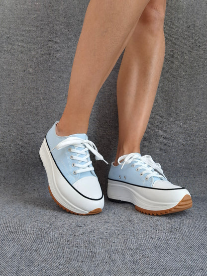 Chaussures baskets basses plate-forme tissu toile bleu