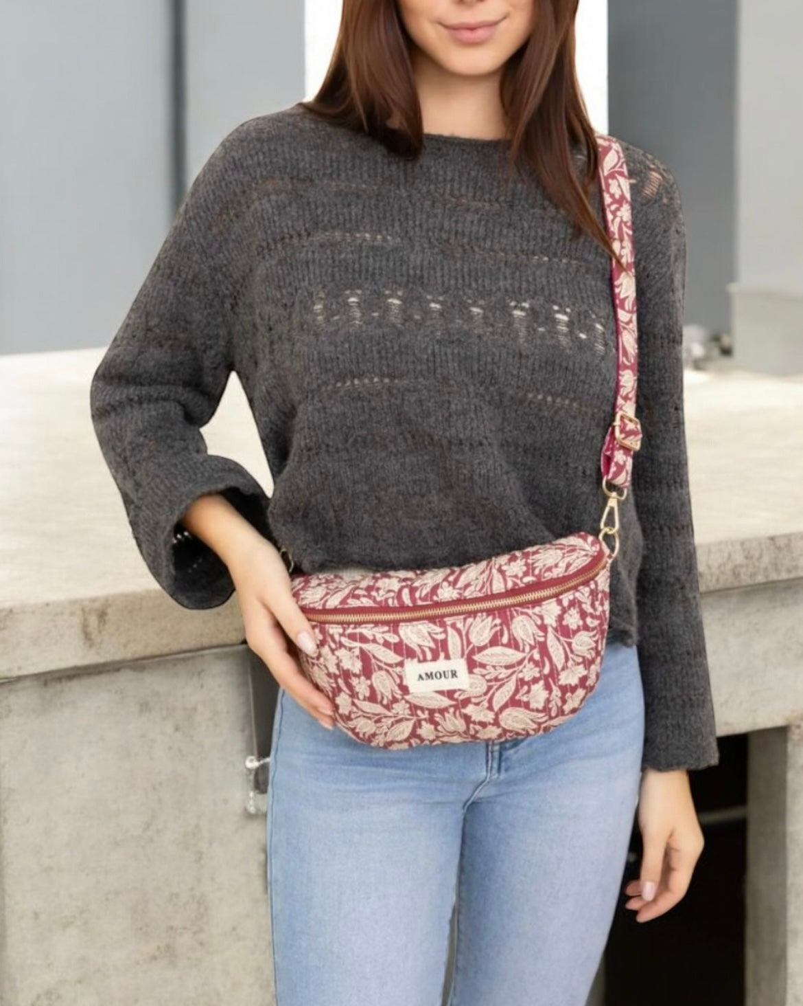 Sac banane coton matelassé liberty floral toile de jouy rouge bordeaux et blanc