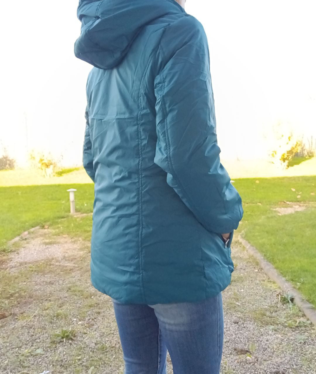 Melya Melody - Manteau court fourré imperméable légerement cintré bleu canard