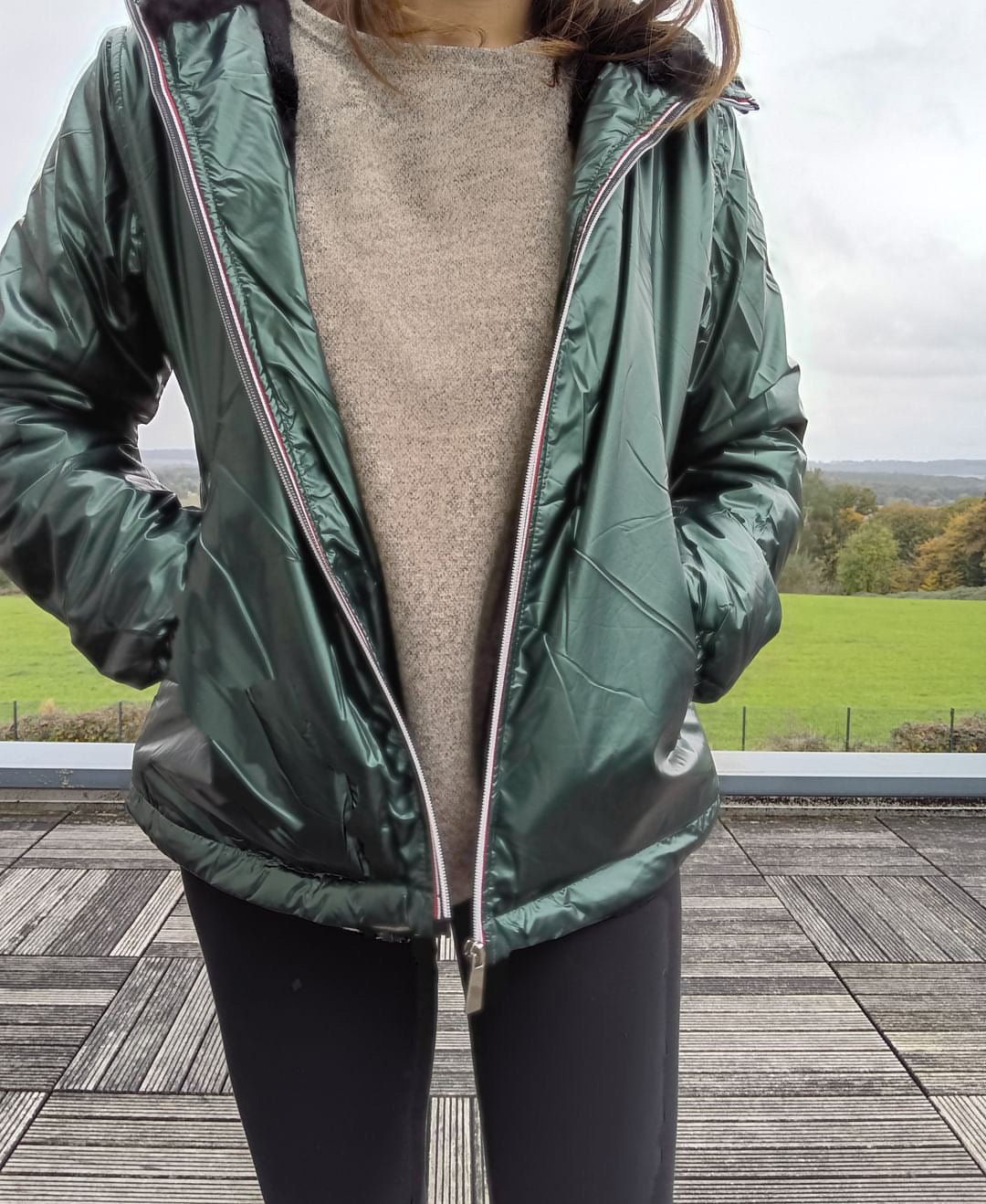 Attrait Paris - Manteau court imperméable fourré vert forêt métallisé