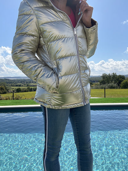 Melya Melody - Manteau court réversible et imperméable matelassé marron chocolat/doré