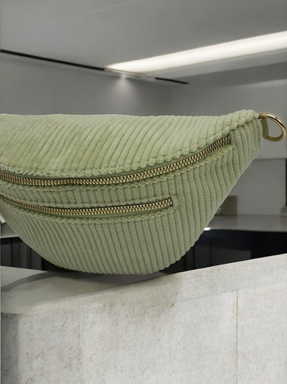 Sac banane velours côtelé 2 poches vert clair vert d'eau sangle fantaisie