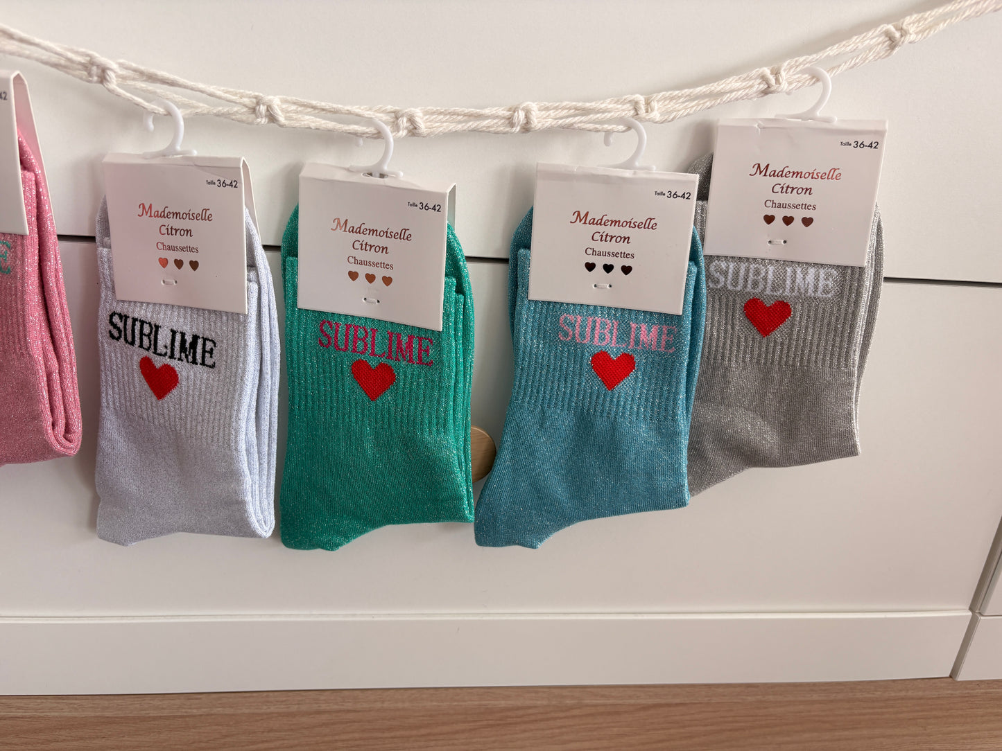 Chaussettes hautes pailletées “Sublime”