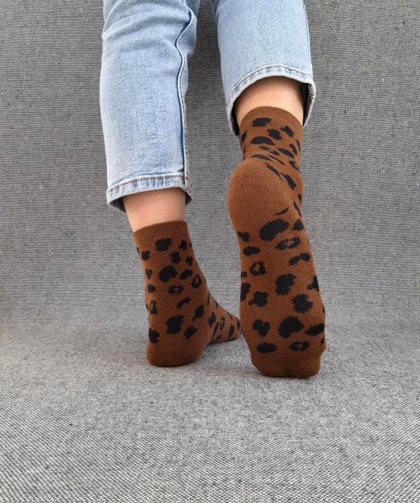 Nouveautés - Chaussettes marron en coton à motif léopard noir