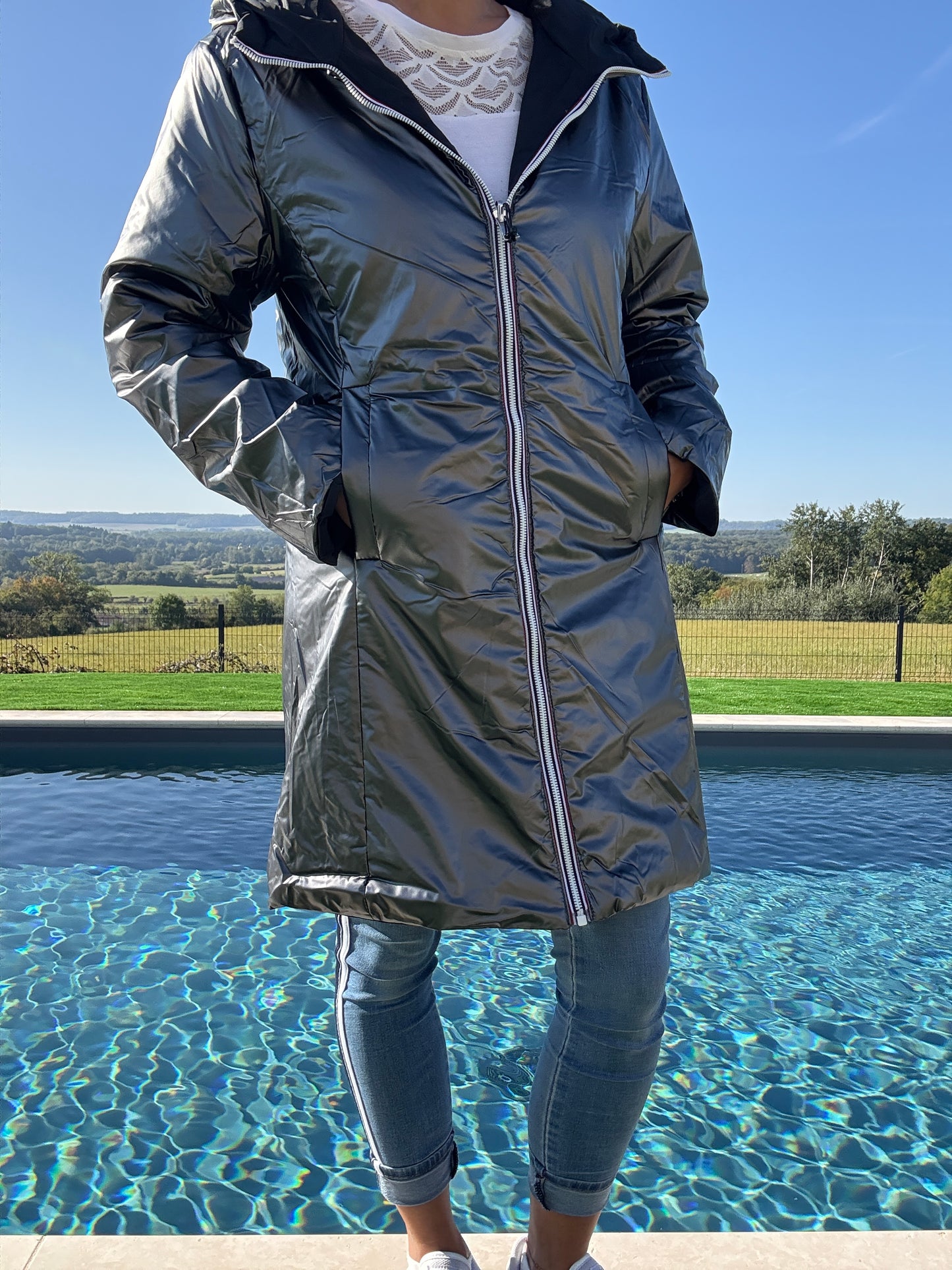 Melya Melody - Imperméable réversible long avec garnissage ouate couleur noir/argenté - Curvy