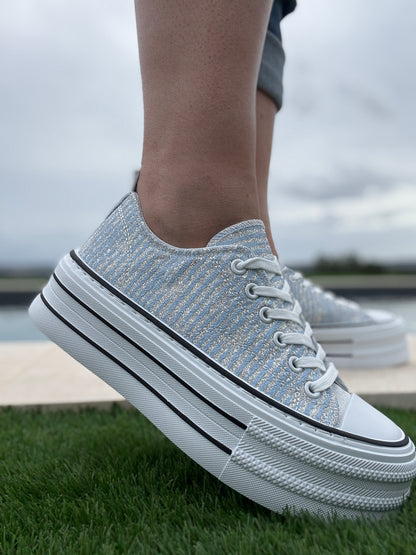 Chaussures baskets à rayures brillantes bleu semelle compensée style converse