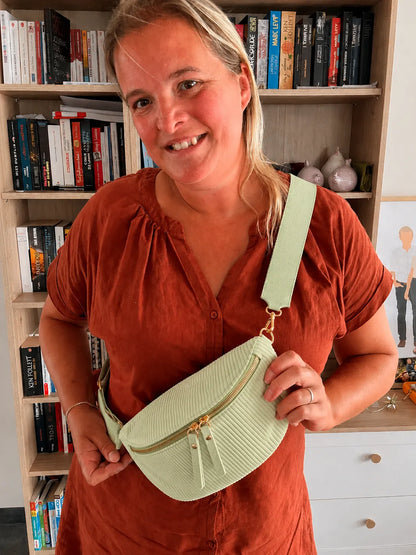 Sac Banane Velours Côtelé – Vert Menthe