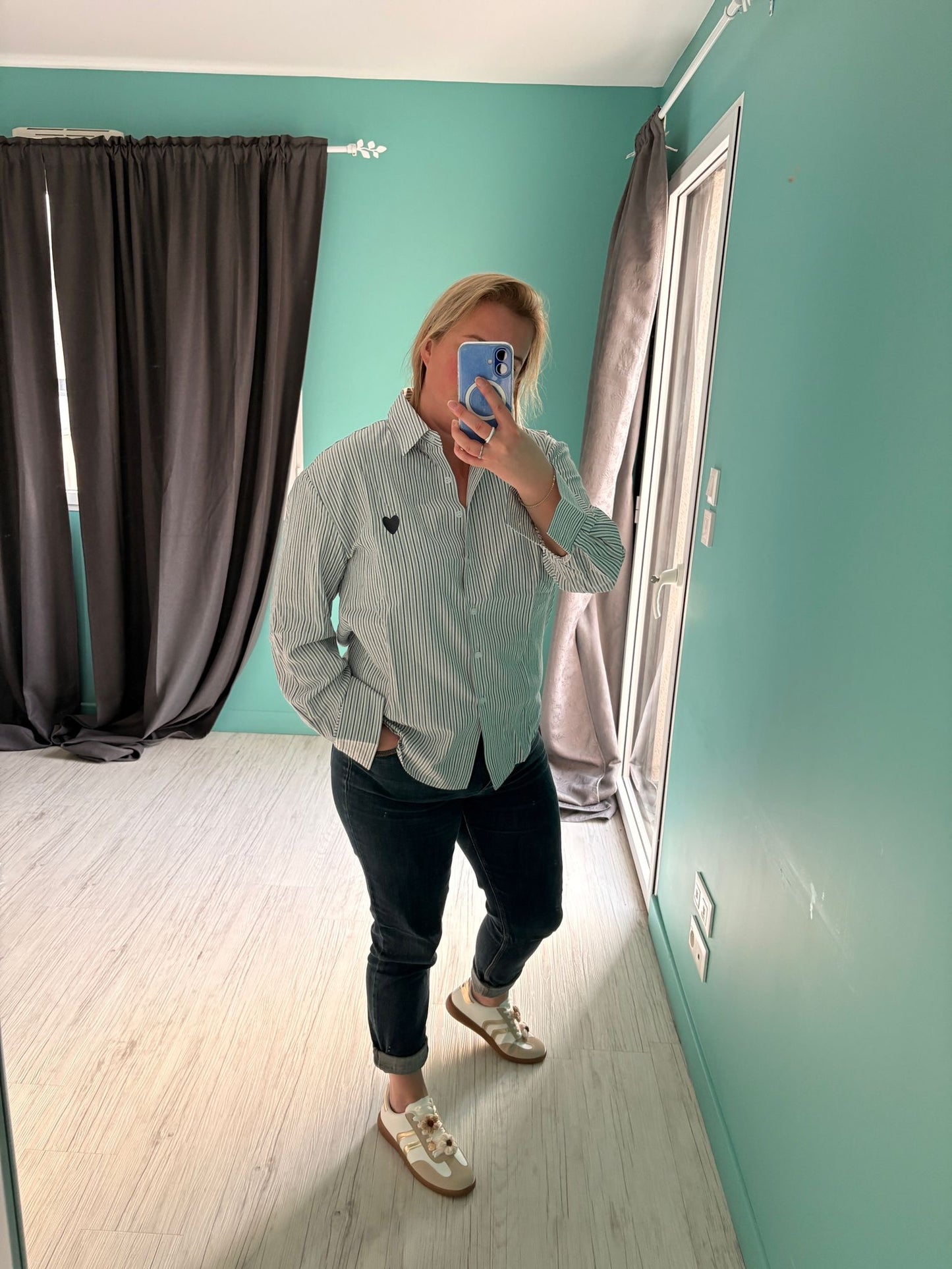 Chemise Femme Bleu Clair Rayures Blanches - Coton Cœur Brodé Marine