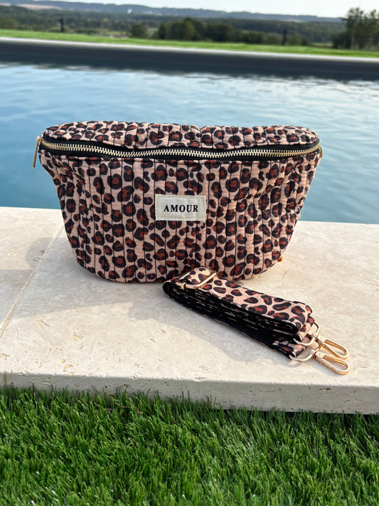 Sac banane tissu coton matelassé imprimé léopard beige marron noir