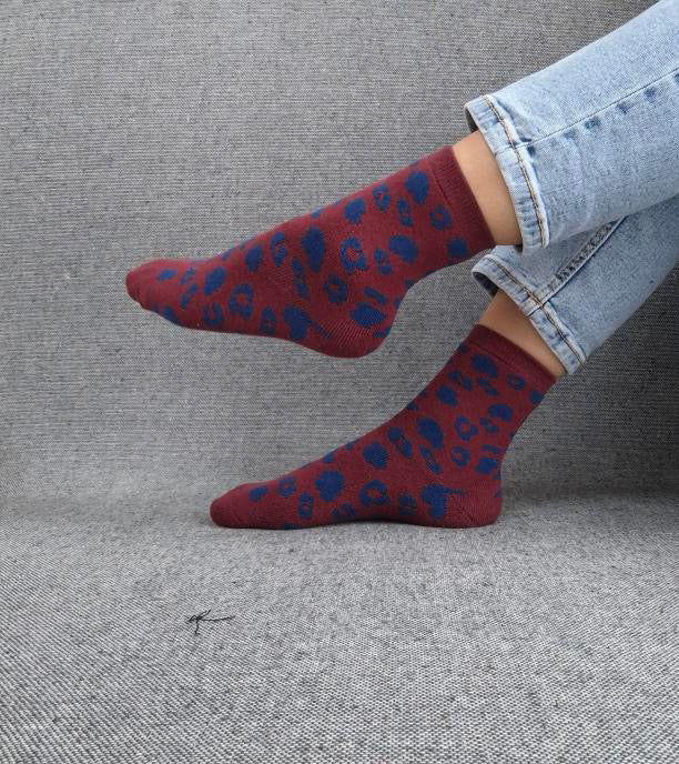 Nouveautés - Chaussettes rouge en coton à motif léopard bleu