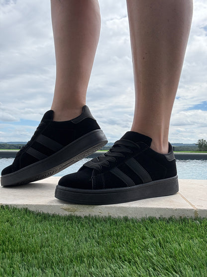 Chaussures baskets basses type campus tout noir all black