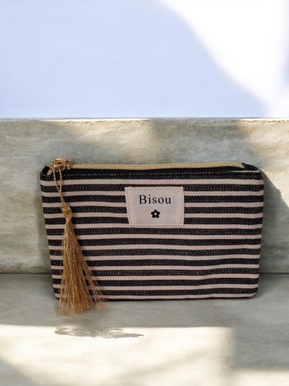 Pochette en tissu rayée noir et blanc “Bisou”