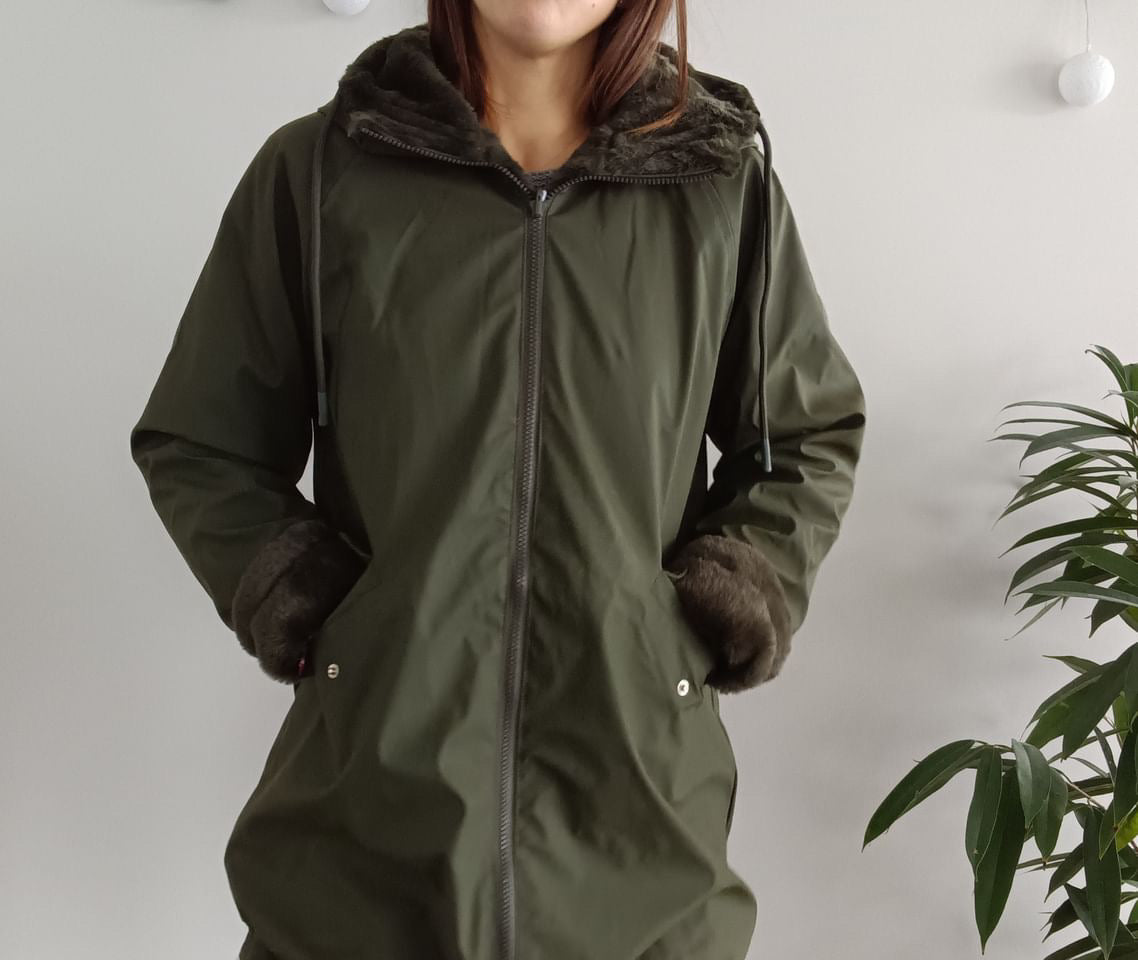 Melya Melody - Manteau long mi cuisses type ciré imperméable fourré réversible kaki