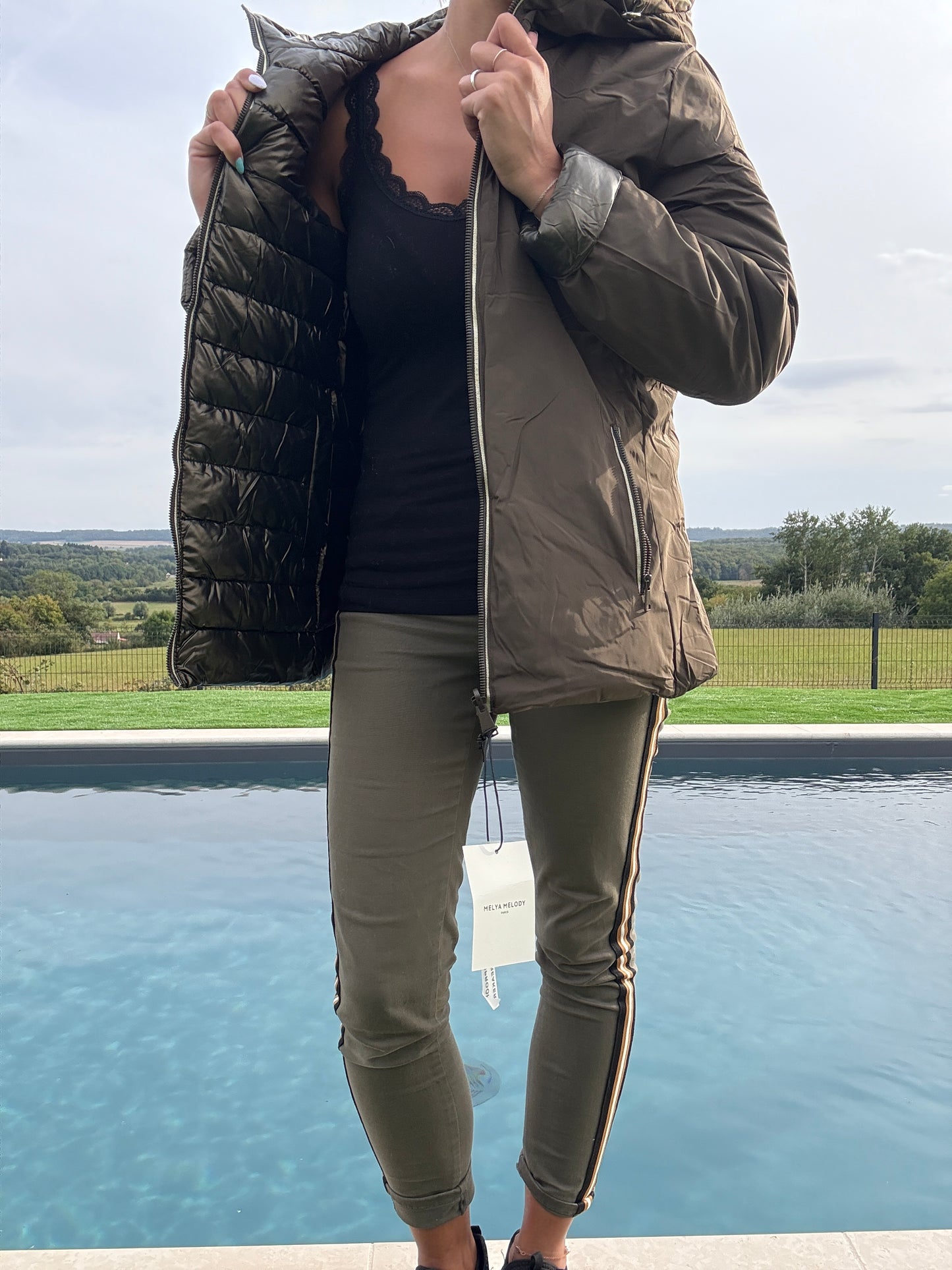 Melya Melody - Manteau court marron/kaki réversible et imperméable matelassé kaki brillant