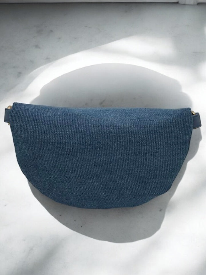 Nouveautés - Sac banane bleu denim avec sangle fantaisie