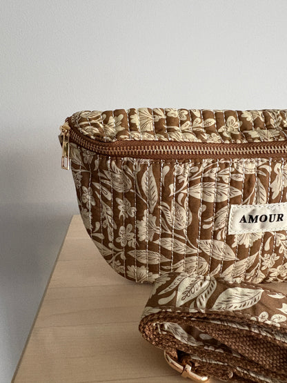 Sac banane coton matelassé liberty floral toile de jouy camel et blanc